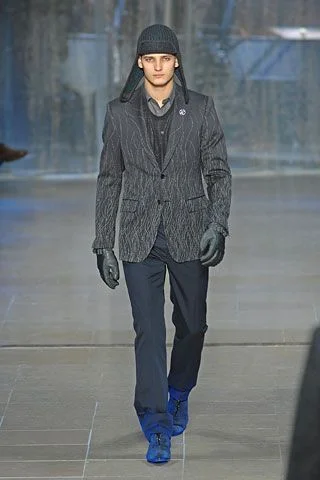 Look 32